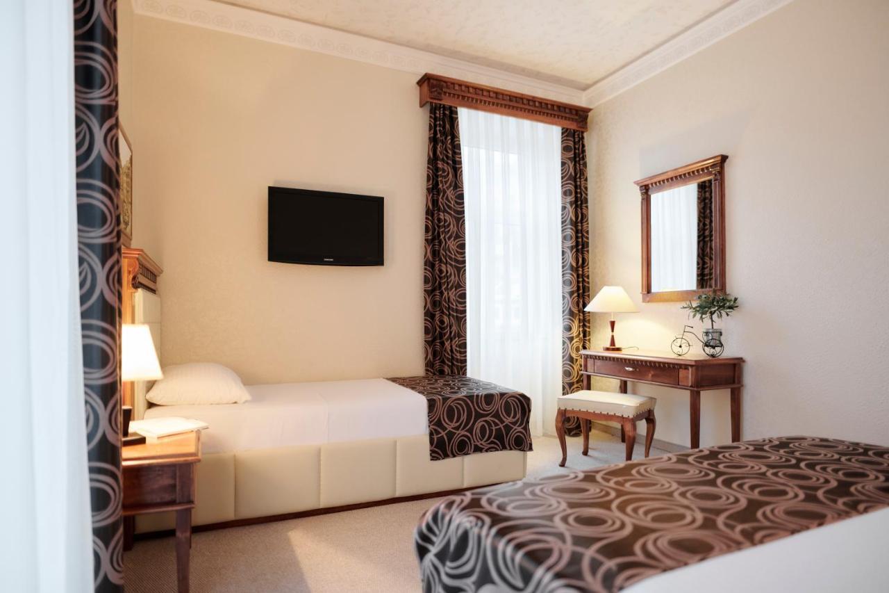 Hotel Villa Schubert Opatija Exterior photo
