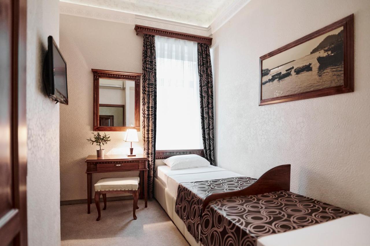 Hotel Villa Schubert Opatija Exterior photo